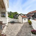 Private Bright Villa - Fully Equipped - Modern